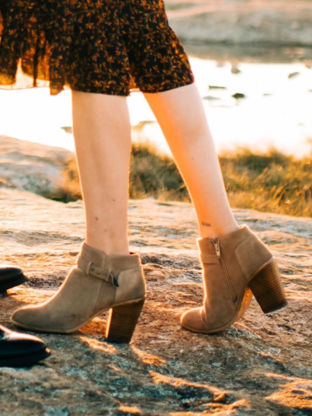 Sole Society Lyriq suede Ankle Boots in Taupe for Women size 9